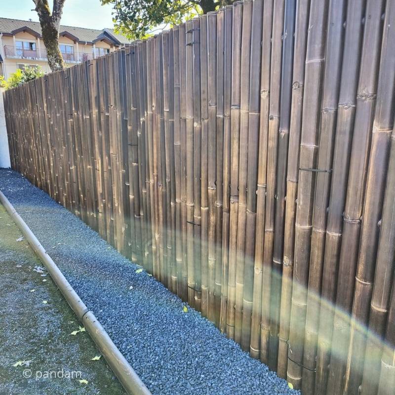 Panneau bambou noir exemple d'utilisation